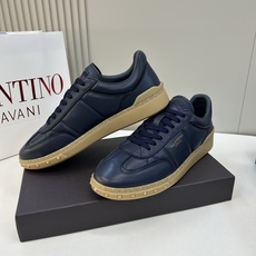 ⚠️【VALENTl*】️⚠️⚠️华伦天奴休闲款⚠️正码:39-44⚠️时尚休闲运动款,经典大气设计!纯 ⚠️【VALENTl*】️⚠️⚠️华伦天奴休闲款⚠️正码:39-44⚠️时尚休闲运动款,经典大气设计!纯