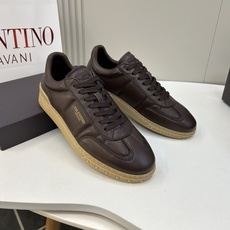 ⚠️【VALENTl*】️⚠️⚠️华伦天奴休闲款⚠️正码:39-44⚠️时尚休闲运动款,经典大气设计!纯 ⚠️【VALENTl*】️⚠️⚠️华伦天奴休闲款⚠️正码:39-44⚠️时尚休闲运动款,经典大气设计!纯