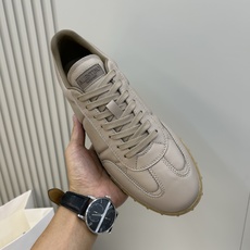 ⚠️【VALENTl*】️⚠️⚠️华伦天奴休闲款⚠️正码:39-44⚠️时尚休闲运动款,经典大气设计!纯 ⚠️【VALENTl*】️⚠️⚠️华伦天奴休闲款⚠️正码:39-44⚠️时尚休闲运动款,经典大气设计!纯