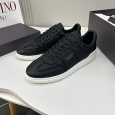 ⚠️【VALENTl*】️⚠️⚠️华伦天奴休闲款⚠️正码:39-44⚠️时尚休闲运动款,经典大气设计!纯 ⚠️【VALENTl*】️⚠️⚠️华伦天奴休闲款⚠️正码:39-44⚠️时尚休闲运动款,经典大气设计!纯
