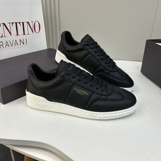 ⚠️【VALENTl*】️⚠️⚠️华伦天奴休闲款⚠️正码:39-44⚠️时尚休闲运动款,经典大气设计!纯 ⚠️【VALENTl*】️⚠️⚠️华伦天奴休闲款⚠️正码:39-44⚠️时尚休闲运动款,经典大气设计!纯