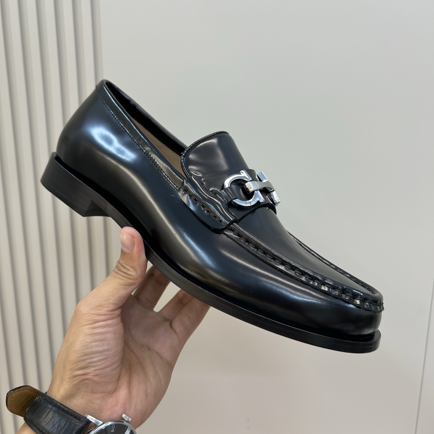 ⚠️【SF】⚠️顶尖工艺品⚠️时尚真皮底乐福鞋⚠️正码：39一44，(6. 5 －9)⚠️同步发售⬆⬆！