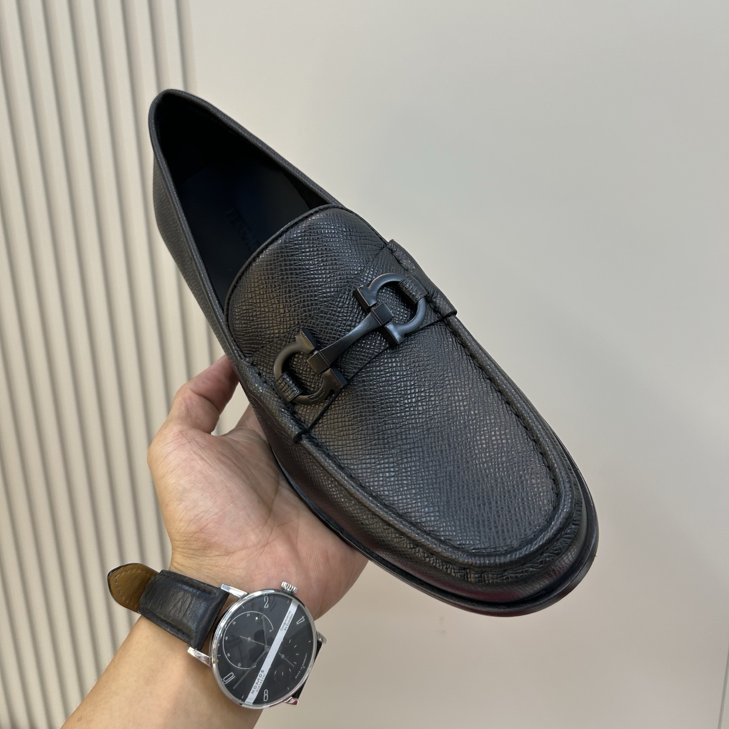 ⚠️【SF】⚠️顶尖工艺品⚠️时尚真皮底乐福鞋⚠️正码：39一44，(6. 5 －9)⚠️同步发售⬆⬆！