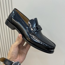 ⚠️【SF】⚠️顶尖工艺品⚠️时尚真皮底乐福鞋⚠️正码:39一44,(6. 5 -9)⚠️同步发售⬆⬆! ⚠️【SF】⚠️顶尖工艺品⚠️时尚真皮底乐福鞋⚠️正码:39一44,(6. 5 -9)⚠️同步发售⬆⬆!