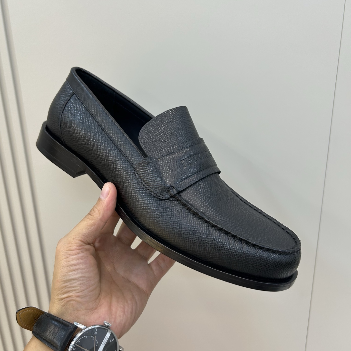 ⚠️【SF】⚠️顶尖工艺品⚠️时尚真皮底乐福鞋⚠️正码：39一44，(6. 5 －9)⚠️同步发售⬆⬆！