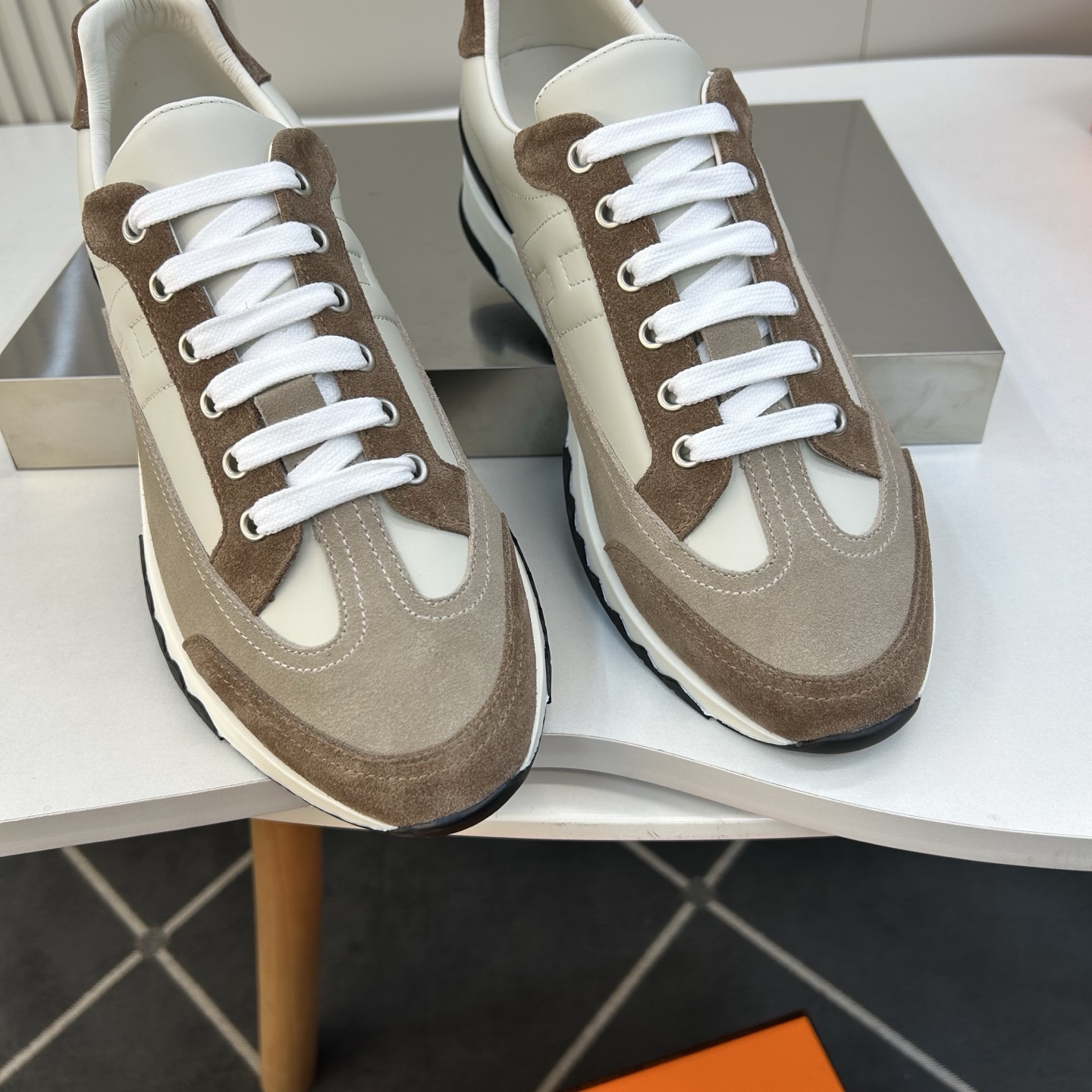 ⚠️【HMS*】⚠️高品质,顶尖工艺品⚠️男士时尚经典运动款⚠️正码:39-44(5一10)⚠️H的经典 ⚠️【HMS*】⚠️高品质,顶尖工艺品⚠️男士时尚经典运动款⚠️正码:39-44(5一10)⚠️H的经典