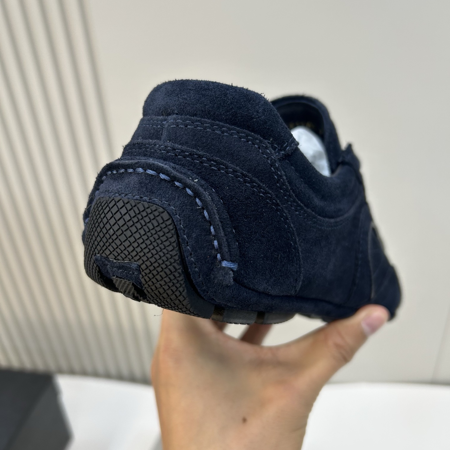 ⚠️【PRA*A】⚠️顶端工艺（全包裹工艺）⚠️男士休闲款⚠️正码：39一44(5－10）⚠️经典驾车鞋