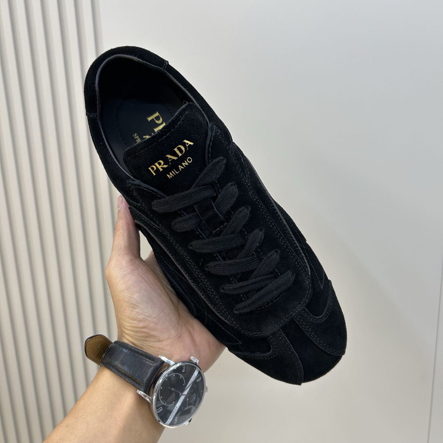 ⚠️【PRA*A】⚠️顶端工艺（全包裹工艺）⚠️男士休闲款⚠️正码：39一44(5－10）⚠️经典驾车鞋