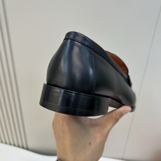 ⚠️【HMS*】⚠️高品质,顶尖工艺品⚠️男士时尚经典乐福鞋⚠️正码:39-44(6.5一9)⚠️经典H ⚠️【HMS*】⚠️高品质,顶尖工艺品⚠️男士时尚经典乐福鞋⚠️正码:39-44(6.5一9)⚠️经典H