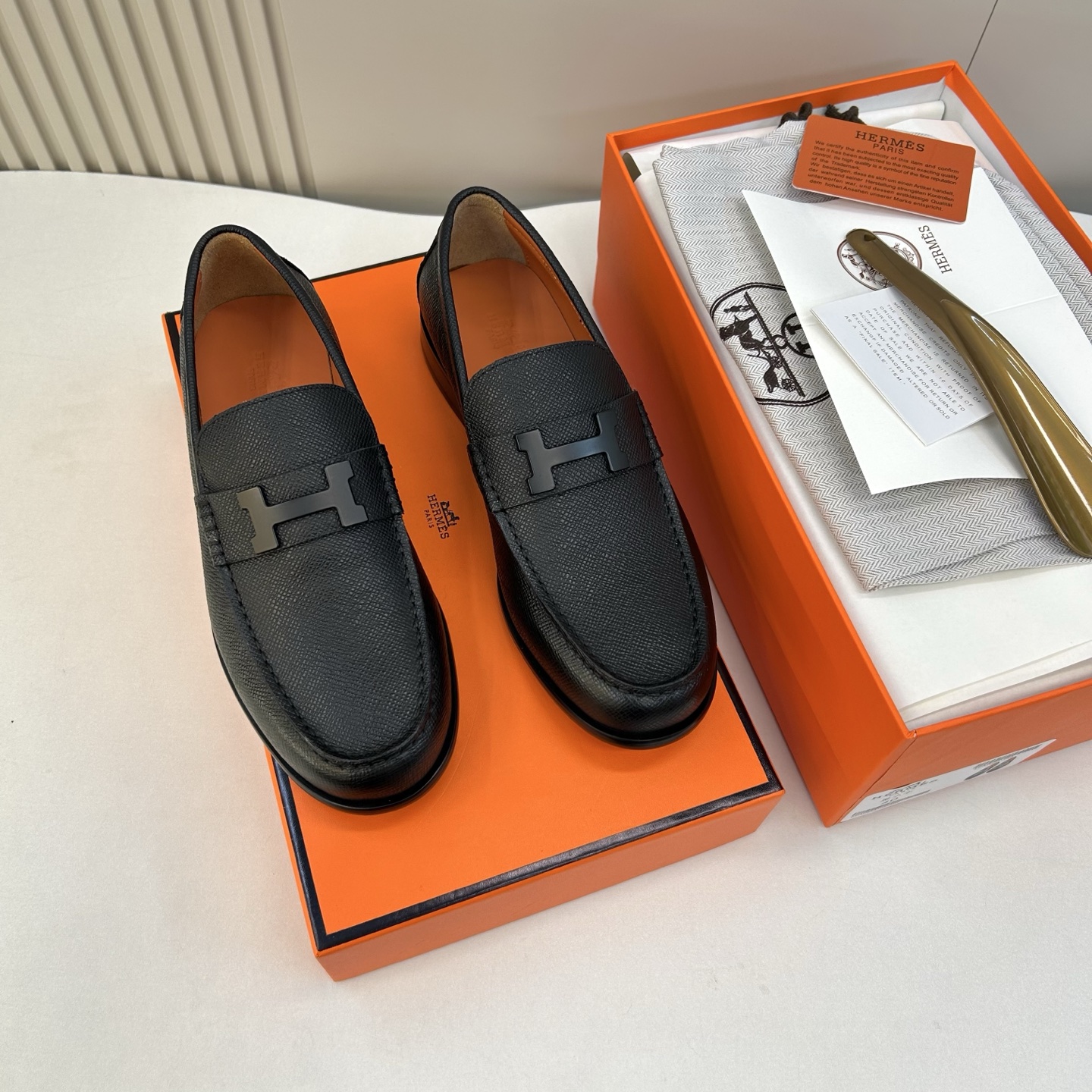 ⚠️【HMS＊】⚠️高品质，顶尖工艺品⚠️男士时尚经典乐福鞋⚠️正码：39－44(6.5一9）⚠️经典H