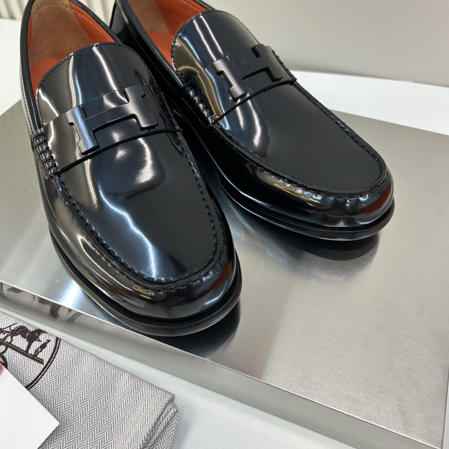 ⚠️【HMS*】⚠️高品质,顶尖工艺品⚠️男士时尚经典乐福鞋⚠️正码:39-44(6.5一9)⚠️经典H ⚠️【HMS*】⚠️高品质,顶尖工艺品⚠️男士时尚经典乐福鞋⚠️正码:39-44(6.5一9)⚠️经典H