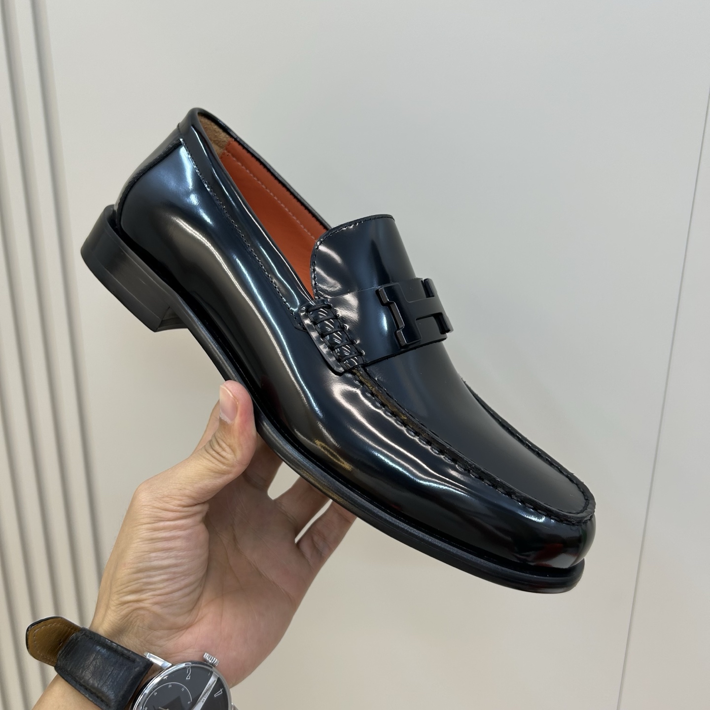 ⚠️【HMS*】⚠️高品质,顶尖工艺品⚠️男士时尚经典乐福鞋⚠️正码:39-44(6.5一9)⚠️经典H ⚠️【HMS*】⚠️高品质,顶尖工艺品⚠️男士时尚经典乐福鞋⚠️正码:39-44(6.5一9)⚠️经典H