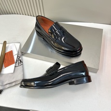 ⚠️【HMS*】⚠️高品质,顶尖工艺品⚠️男士时尚经典乐福鞋⚠️正码:39-44(6.5一9)⚠️经典H ⚠️【HMS*】⚠️高品质,顶尖工艺品⚠️男士时尚经典乐福鞋⚠️正码:39-44(6.5一9)⚠️经典H