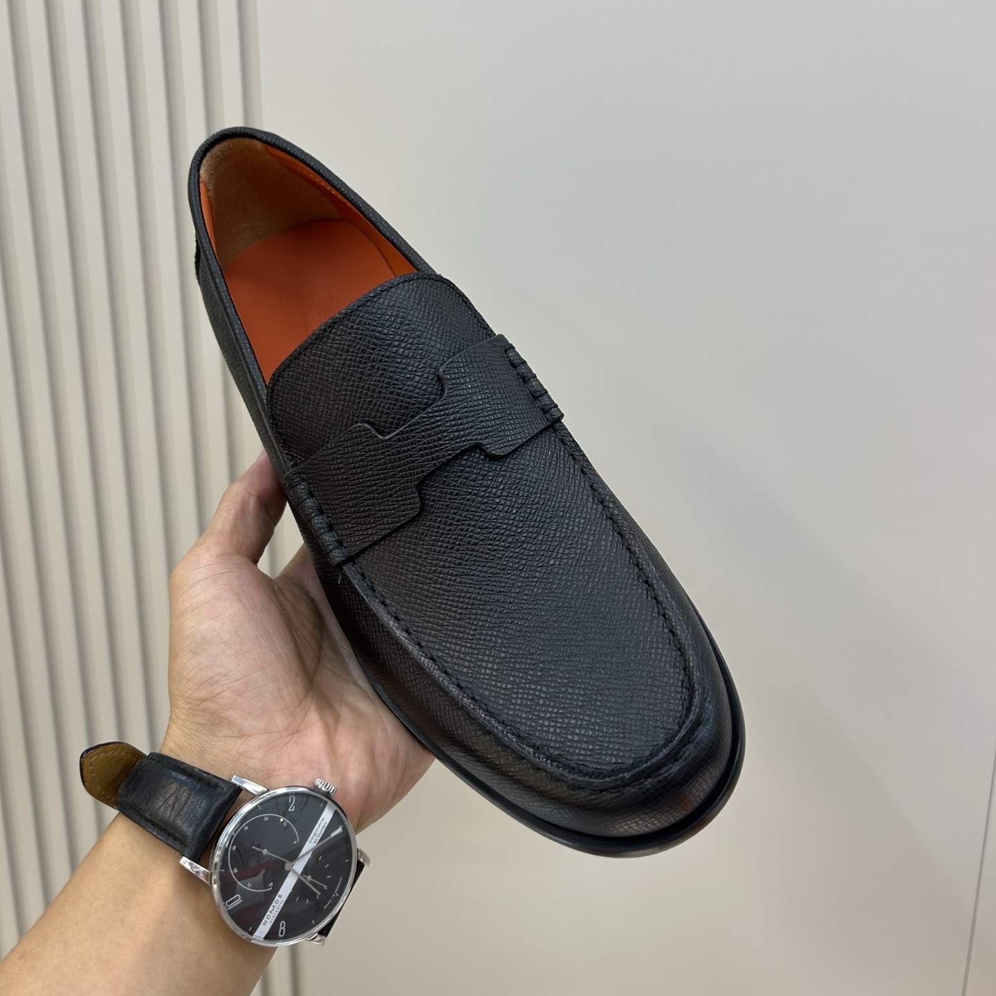 ⚠️【HMS*】⚠️高品质,顶尖工艺品⚠️男士时尚经典乐福鞋⚠️正码:39-44(6.5一9)⚠️经典H ⚠️【HMS*】⚠️高品质,顶尖工艺品⚠️男士时尚经典乐福鞋⚠️正码:39-44(6.5一9)⚠️经典H
