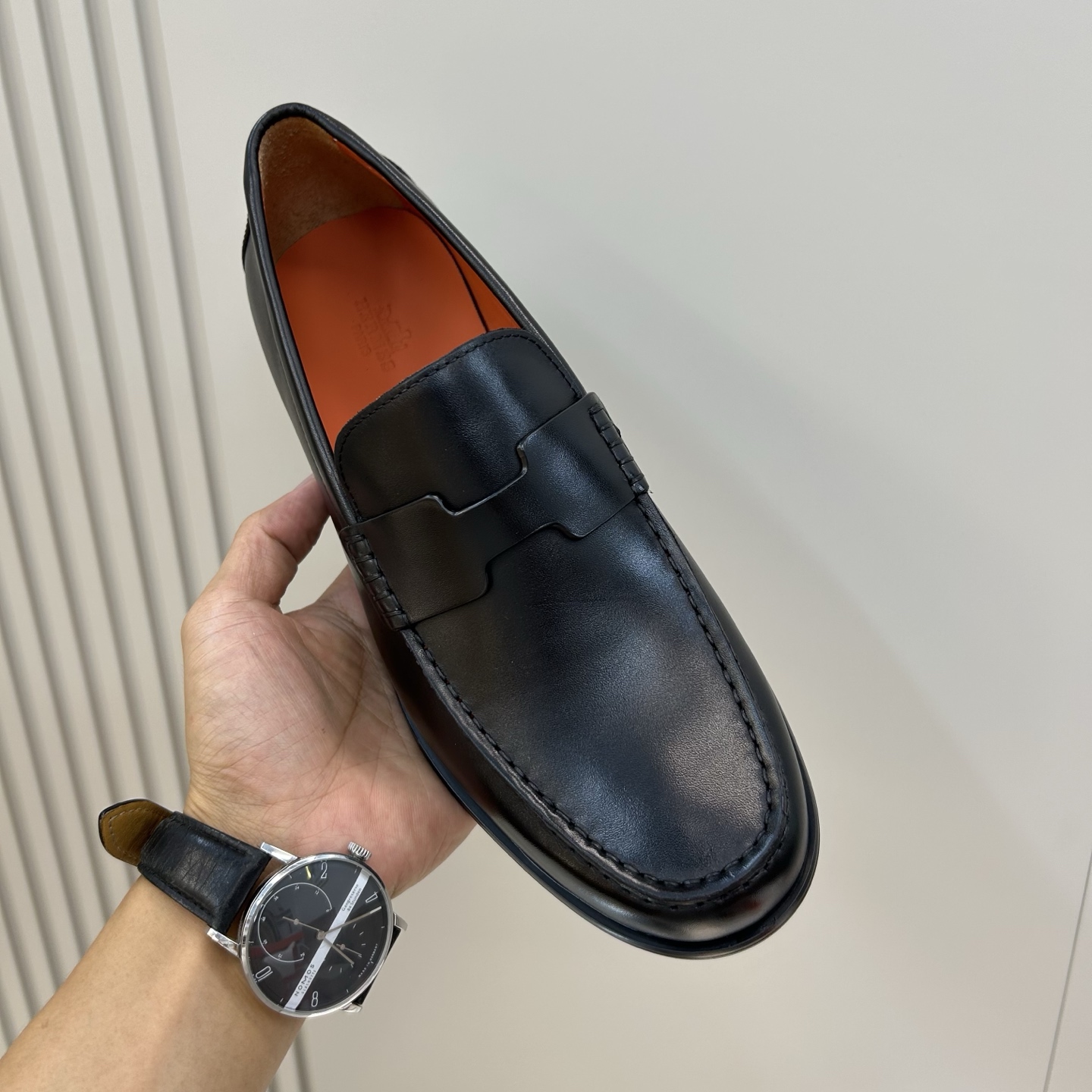 ⚠️【HMS＊】⚠️高品质，顶尖工艺品⚠️男士时尚经典乐福鞋⚠️正码：39－44(6.5一9）⚠️经典H