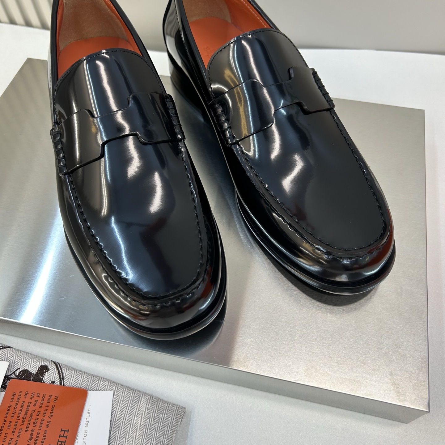 ⚠️【HMS＊】⚠️高品质，顶尖工艺品⚠️男士时尚经典乐福鞋⚠️正码：39－44(6.5一9）⚠️经典H