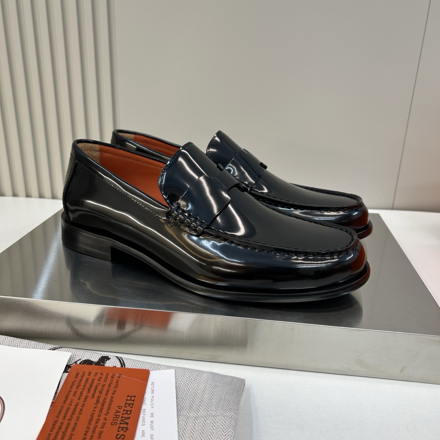 ⚠️【HMS＊】⚠️高品质，顶尖工艺品⚠️男士时尚经典乐福鞋⚠️正码：39－44(6.5一9）⚠️经典H