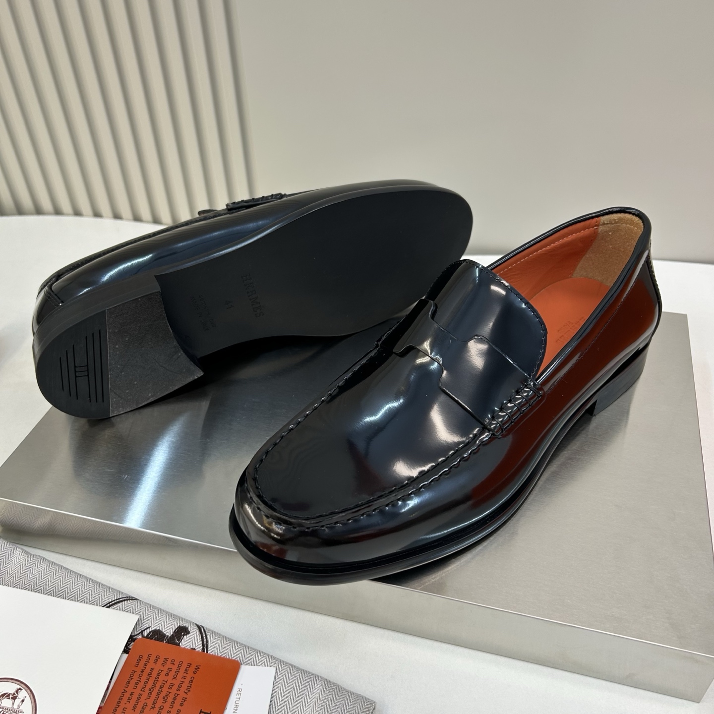 ⚠️【HMS＊】⚠️高品质，顶尖工艺品⚠️男士时尚经典乐福鞋⚠️正码：39－44(6.5一9）⚠️经典H