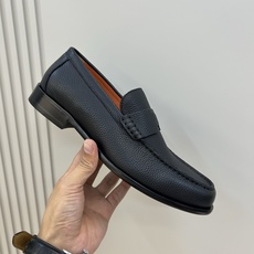 ⚠️【HMS*】⚠️高品质,顶尖工艺品⚠️男士时尚经典乐福鞋⚠️正码:39-44(6.5一9)⚠️经典H ⚠️【HMS*】⚠️高品质,顶尖工艺品⚠️男士时尚经典乐福鞋⚠️正码:39-44(6.5一9)⚠️经典H