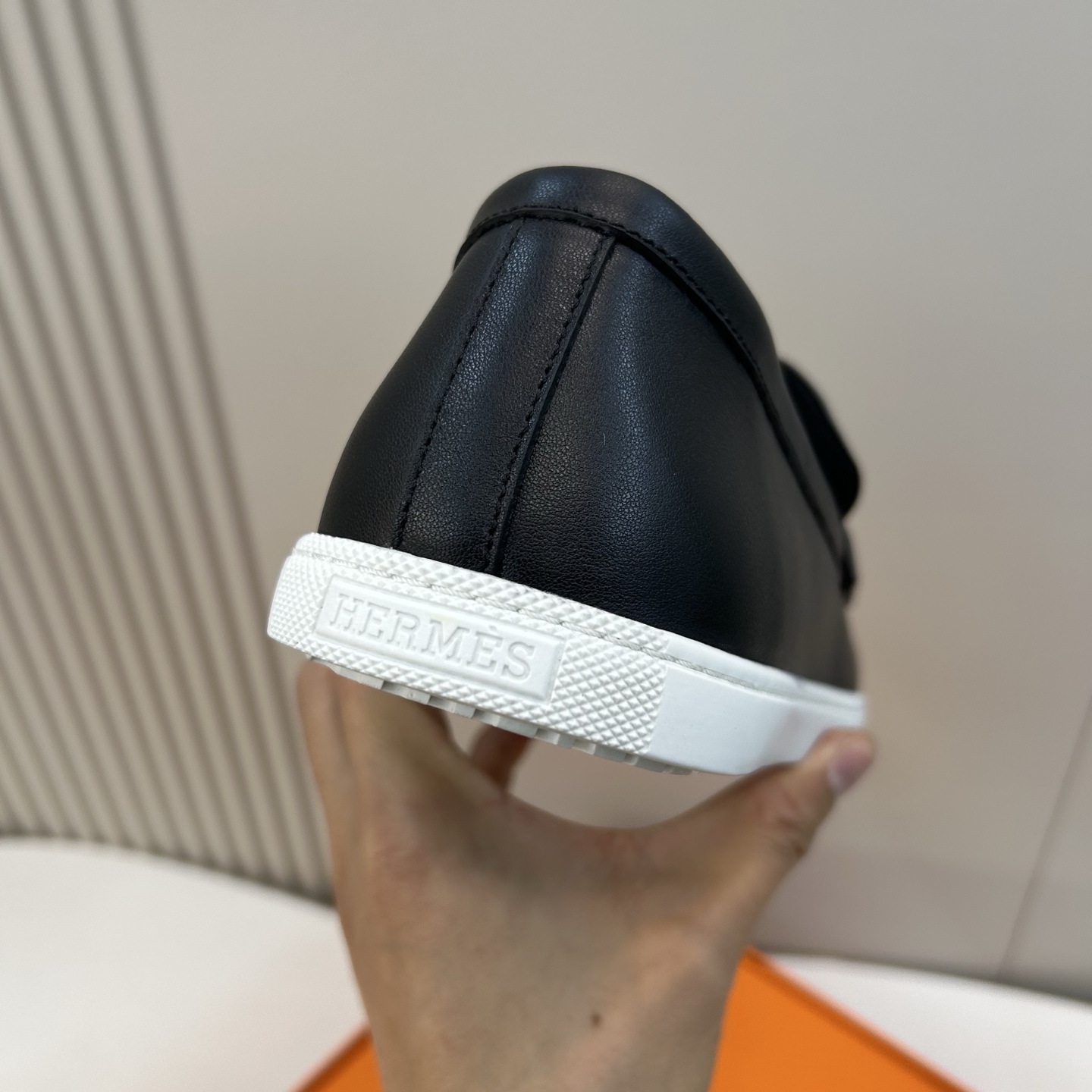 ⚠️【HMS＊】⚠️男士轻便乐福鞋⚠️正码：39－44⚠️超轻盈舒适！🐂货！顶级手工艺[强]💯💯经典简约