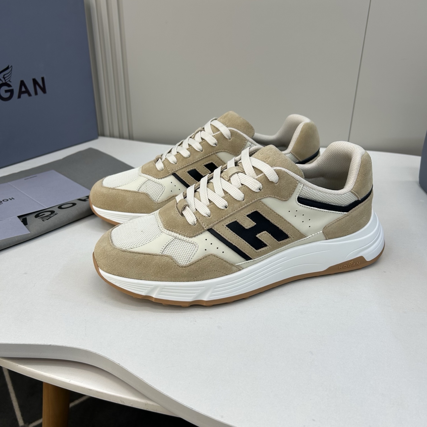 Мужские кроссовки Hogan