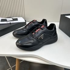 ⚠️【PRA*】⚠️高品级,顶尖工艺⚠️男士休闲款正码:39一44,38,45定做⚠️P家经典运动款!专 ⚠️【PRA*】⚠️高品级,顶尖工艺⚠️男士休闲款正码:39一44,38,45定做⚠️P家经典运动款!专