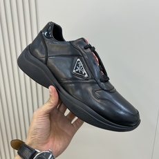 ⚠️【PRA*】⚠️高品级,顶尖工艺⚠️男士休闲款正码:39一44,38,45定做⚠️P家经典运动款!专 ⚠️【PRA*】⚠️高品级,顶尖工艺⚠️男士休闲款正码:39一44,38,45定做⚠️P家经典运动款!专