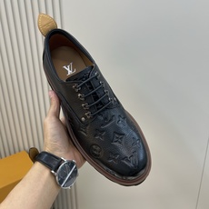 ⚠️【LO **V】⚠️高品质,顶尖工艺品⚠️男士时尚经典乐福鞋⚠️正码:39-44(6.5一9)⚠️ ⚠️【LO **V】⚠️高品质,顶尖工艺品⚠️男士时尚经典乐福鞋⚠️正码:39-44(6.5一9)⚠️