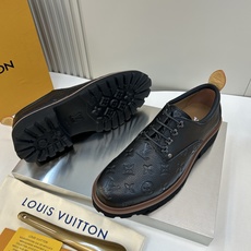 ⚠️【LO **V】⚠️高品质,顶尖工艺品⚠️男士时尚经典乐福鞋⚠️正码:39-44(6.5一9)⚠️ ⚠️【LO **V】⚠️高品质,顶尖工艺品⚠️男士时尚经典乐福鞋⚠️正码:39-44(6.5一9)⚠️
