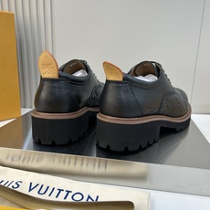 ⚠️【LO **V】⚠️高品质,顶尖工艺品⚠️男士时尚经典乐福鞋⚠️正码:39-44(6.5一9)⚠️ ⚠️【LO **V】⚠️高品质,顶尖工艺品⚠️男士时尚经典乐福鞋⚠️正码:39-44(6.5一9)⚠️