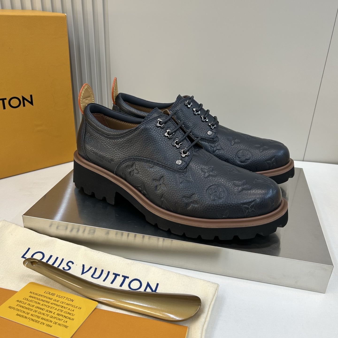 ⚠️【LO **V】⚠️高品质,顶尖工艺品⚠️男士时尚经典乐福鞋⚠️正码:39-44(6.5一9)⚠️ ⚠️【LO **V】⚠️高品质,顶尖工艺品⚠️男士时尚经典乐福鞋⚠️正码:39-44(6.5一9)⚠️