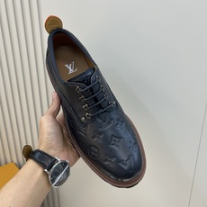 ⚠️【LO **V】⚠️高品质,顶尖工艺品⚠️男士时尚经典乐福鞋⚠️正码:39-44(6.5一9)⚠️ ⚠️【LO **V】⚠️高品质,顶尖工艺品⚠️男士时尚经典乐福鞋⚠️正码:39-44(6.5一9)⚠️