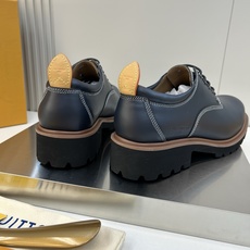 ⚠️【LO **V】⚠️高品质,顶尖工艺品⚠️男士时尚经典乐福鞋⚠️正码:39-44(6.5一9)⚠️ ⚠️【LO **V】⚠️高品质,顶尖工艺品⚠️男士时尚经典乐福鞋⚠️正码:39-44(6.5一9)⚠️