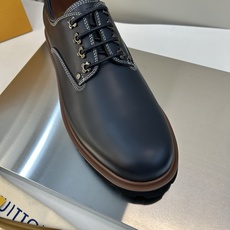 ⚠️【LO **V】⚠️高品质,顶尖工艺品⚠️男士时尚经典乐福鞋⚠️正码:39-44(6.5一9)⚠️ ⚠️【LO **V】⚠️高品质,顶尖工艺品⚠️男士时尚经典乐福鞋⚠️正码:39-44(6.5一9)⚠️