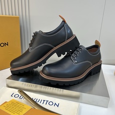 ⚠️【LO **V】⚠️高品质,顶尖工艺品⚠️男士时尚经典乐福鞋⚠️正码:39-44(6.5一9)⚠️ ⚠️【LO **V】⚠️高品质,顶尖工艺品⚠️男士时尚经典乐福鞋⚠️正码:39-44(6.5一9)⚠️