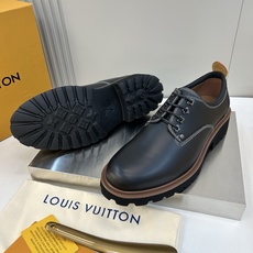 ⚠️【LO **V】⚠️高品质,顶尖工艺品⚠️男士时尚经典乐福鞋⚠️正码:39-44(6.5一9)⚠️ ⚠️【LO **V】⚠️高品质,顶尖工艺品⚠️男士时尚经典乐福鞋⚠️正码:39-44(6.5一9)⚠️