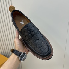 ⚠️【LO **V】⚠️高品质,顶尖工艺品⚠️男士时尚经典乐福鞋⚠️正码:39-44(6.5一9)⚠️ ⚠️【LO **V】⚠️高品质,顶尖工艺品⚠️男士时尚经典乐福鞋⚠️正码:39-44(6.5一9)⚠️