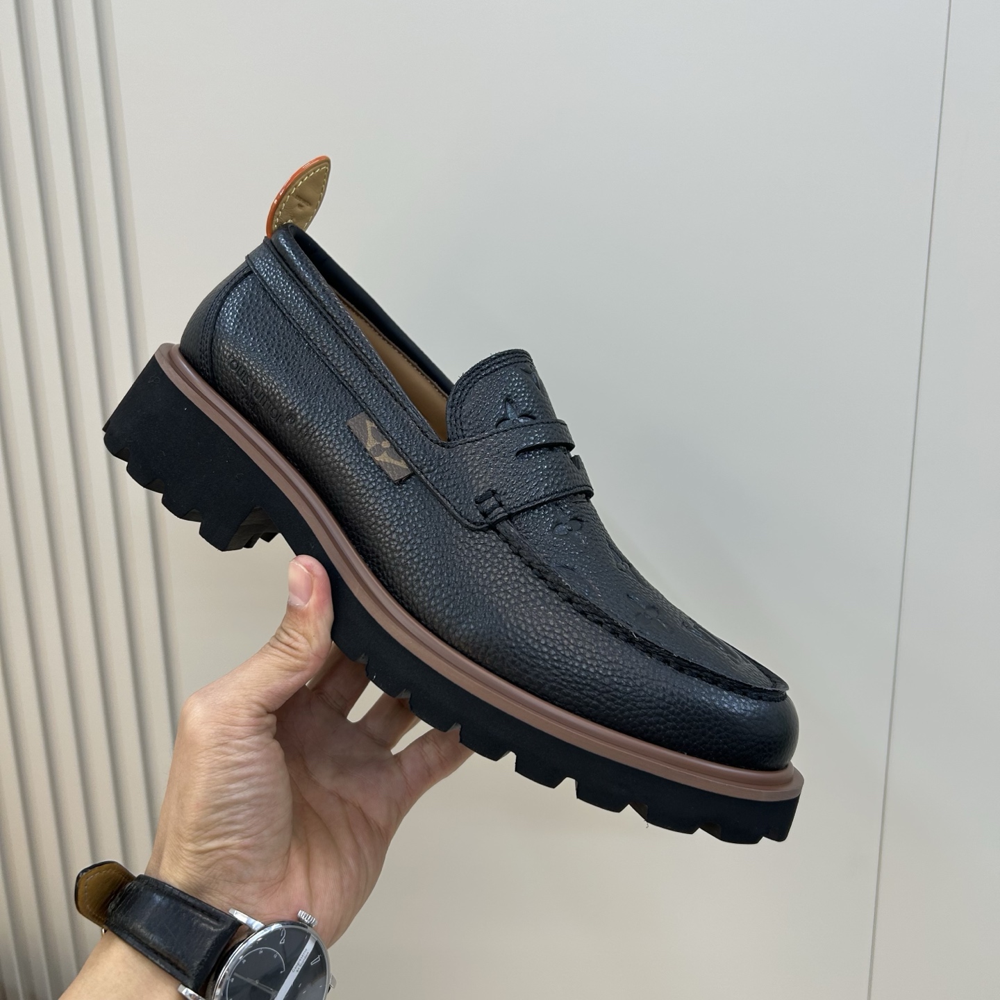 ⚠️【LO **V】⚠️高品质,顶尖工艺品⚠️男士时尚经典乐福鞋⚠️正码:39-44(6.5一9)⚠️ ⚠️【LO **V】⚠️高品质,顶尖工艺品⚠️男士时尚经典乐福鞋⚠️正码:39-44(6.5一9)⚠️