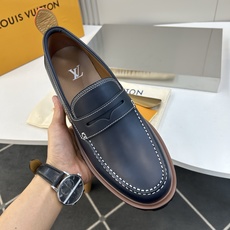 ⚠️【LO **V】⚠️高品质,顶尖工艺品⚠️男士时尚经典乐福鞋⚠️正码:39-44(6.5一9)⚠️ ⚠️【LO **V】⚠️高品质,顶尖工艺品⚠️男士时尚经典乐福鞋⚠️正码:39-44(6.5一9)⚠️
