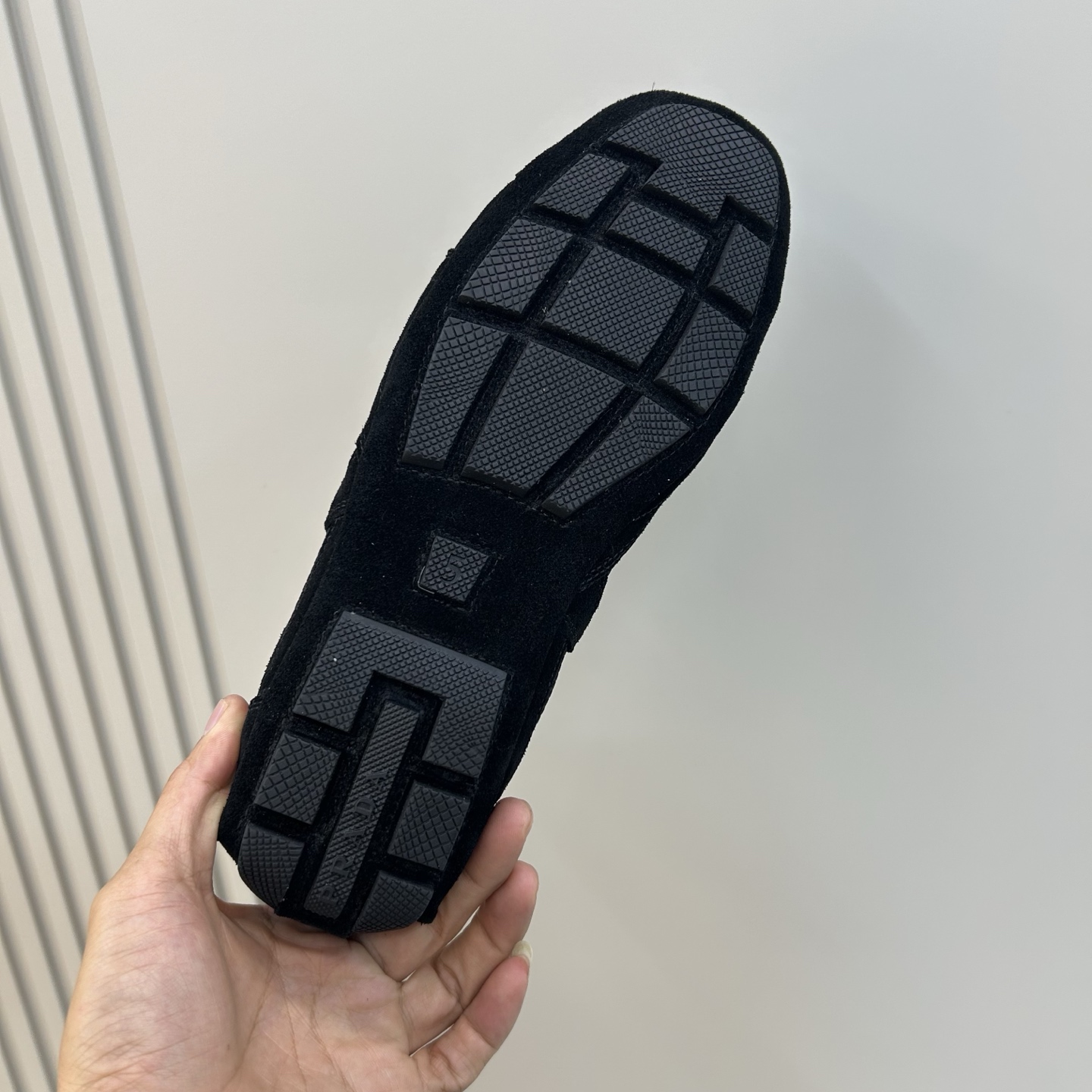 ⚠️【PRA*A】⚠️顶端工艺(全包裹工艺)⚠️男士休闲款⚠️正码:39一44(5-10)⚠️春夏专属! ⚠️【PRA*A】⚠️顶端工艺(全包裹工艺)⚠️男士休闲款⚠️正码:39一44(5-10)⚠️春夏专属!