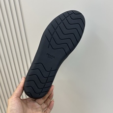 ⚠️【PRA*A】⚠️男士旅游款⚠️正码:39一44(5-10)⚠️经典运动休闲的完美融合鞋款!柔软、轻 ⚠️【PRA*A】⚠️男士旅游款⚠️正码:39一44(5-10)⚠️经典运动休闲的完美融合鞋款!柔软、轻