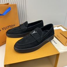 ⚠️【LO **V】⚠️高品质,顶尖工艺品⚠️男士时尚乐福鞋⚠️正码:39-44(5 -10)⚠️经典 ⚠️【LO **V】⚠️高品质,顶尖工艺品⚠️男士时尚乐福鞋⚠️正码:39-44(5 -10)⚠️经典