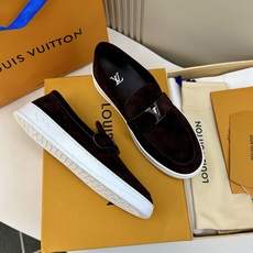 ⚠️【LO **V】⚠️高品质,顶尖工艺品⚠️男士时尚乐福鞋⚠️正码:39-44(5 -10)⚠️经典 ⚠️【LO **V】⚠️高品质,顶尖工艺品⚠️男士时尚乐福鞋⚠️正码:39-44(5 -10)⚠️经典