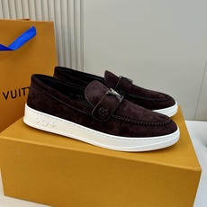⚠️【LO **V】⚠️高品质,顶尖工艺品⚠️男士时尚乐福鞋⚠️正码:39-44(5 -10)⚠️经典 ⚠️【LO **V】⚠️高品质,顶尖工艺品⚠️男士时尚乐福鞋⚠️正码:39-44(5 -10)⚠️经典