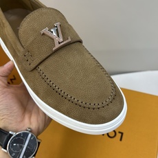 ⚠️【LO **V】⚠️高品质,顶尖工艺品⚠️男士时尚乐福鞋⚠️正码:39-44(5 -10)⚠️经典 ⚠️【LO **V】⚠️高品质,顶尖工艺品⚠️男士时尚乐福鞋⚠️正码:39-44(5 -10)⚠️经典