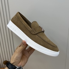 ⚠️【LO **V】⚠️高品质,顶尖工艺品⚠️男士时尚乐福鞋⚠️正码:39-44(5 -10)⚠️经典 ⚠️【LO **V】⚠️高品质,顶尖工艺品⚠️男士时尚乐福鞋⚠️正码:39-44(5 -10)⚠️经典