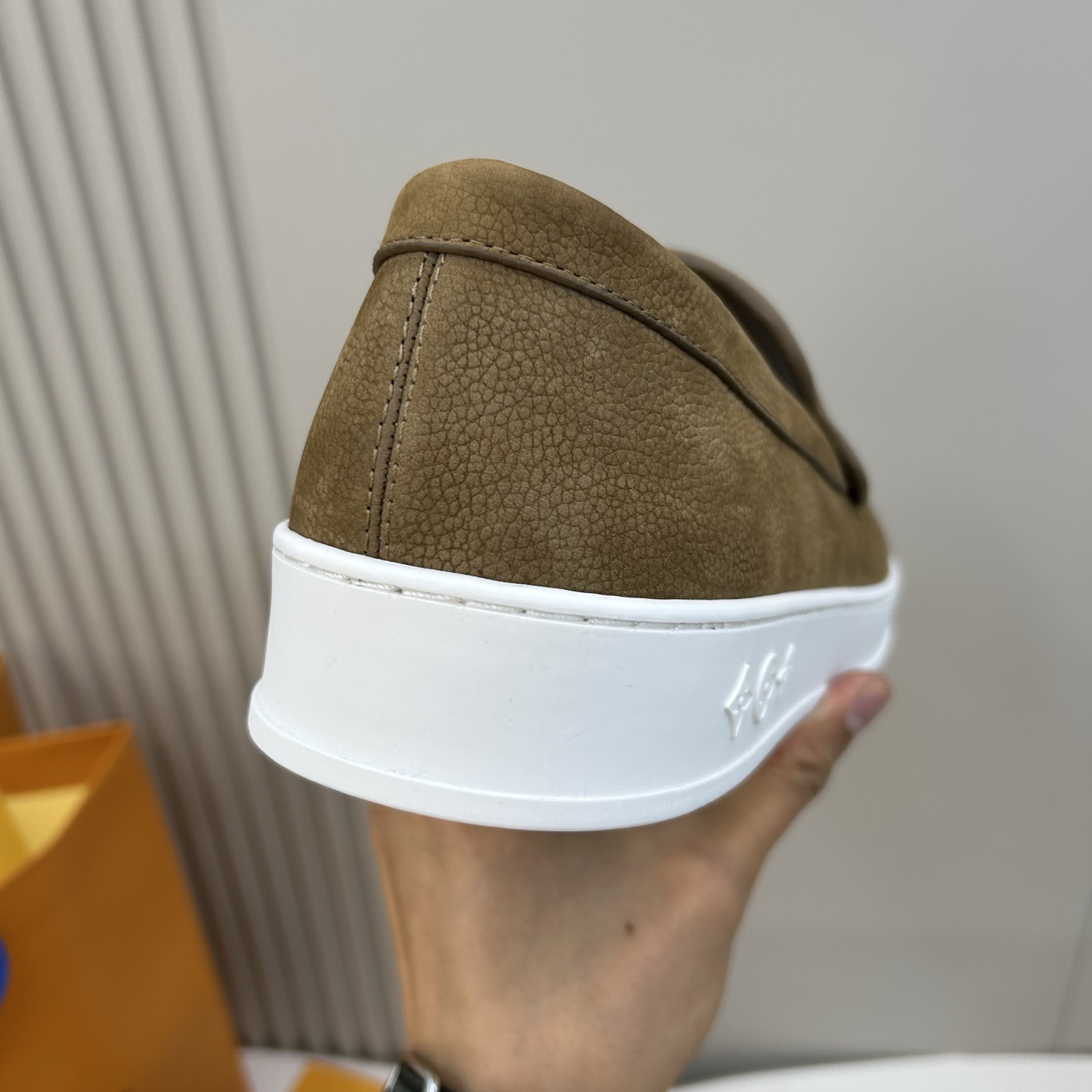 ⚠️【LO **V】⚠️高品质,顶尖工艺品⚠️男士时尚乐福鞋⚠️正码:39-44(5 -10)⚠️经典 ⚠️【LO **V】⚠️高品质,顶尖工艺品⚠️男士时尚乐福鞋⚠️正码:39-44(5 -10)⚠️经典