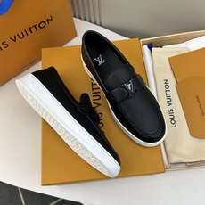 ⚠️【LO **V】⚠️高品质,顶尖工艺品⚠️男士时尚乐福鞋⚠️正码:39-44(5 -10)⚠️经典 ⚠️【LO **V】⚠️高品质,顶尖工艺品⚠️男士时尚乐福鞋⚠️正码:39-44(5 -10)⚠️经典