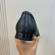 ⚠️【HMS*】皮底款⚠️高端定制工艺⚠️男士真皮底小皮鞋⚠️正码:39-44 ⚠️🐂货!经典德比鞋!绅 ⚠️【HMS*】皮底款⚠️高端定制工艺⚠️男士真皮底小皮鞋⚠️正码:39-44 ⚠️🐂货!经典德比鞋!绅