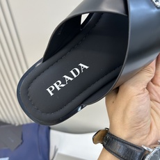 ⚠️【P R A D*】⚠️高品质,顶尖工艺品⚠️男士真皮拖鞋⚠️正码:39-44(4一10)⚠夏季专属 ⚠️【P R A D*】⚠️高品质,顶尖工艺品⚠️男士真皮拖鞋⚠️正码:39-44(4一10)⚠夏季专属